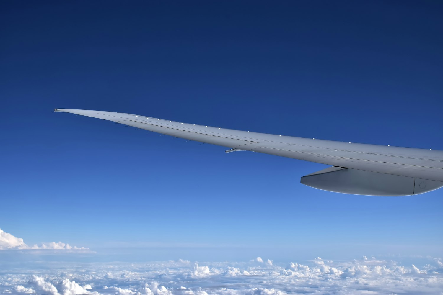 中国洗船机器人勇闯马六甲海峡，科技力量重塑海洋清洁新篇章